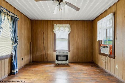 115 Virginia Street Gassaway WV 26624