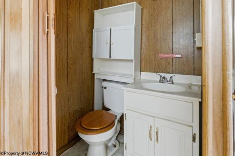 115 Virginia Street Gassaway WV 26624