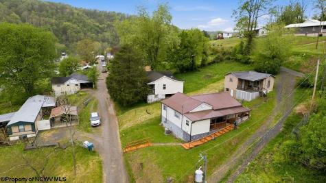 115 Virginia Street Gassaway WV 26624