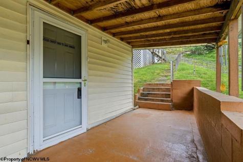 115 Virginia Street Gassaway WV 26624