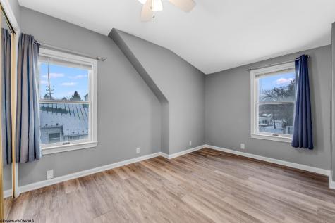 381 Laurel Street Morgantown WV 26505