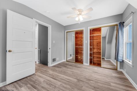 381 Laurel Street Morgantown WV 26505