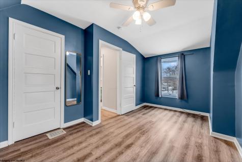 381 Laurel Street Morgantown WV 26505