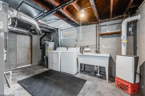 381 Laurel Street Morgantown WV 26505
