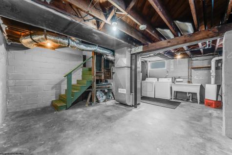 381 Laurel Street Morgantown WV 26505