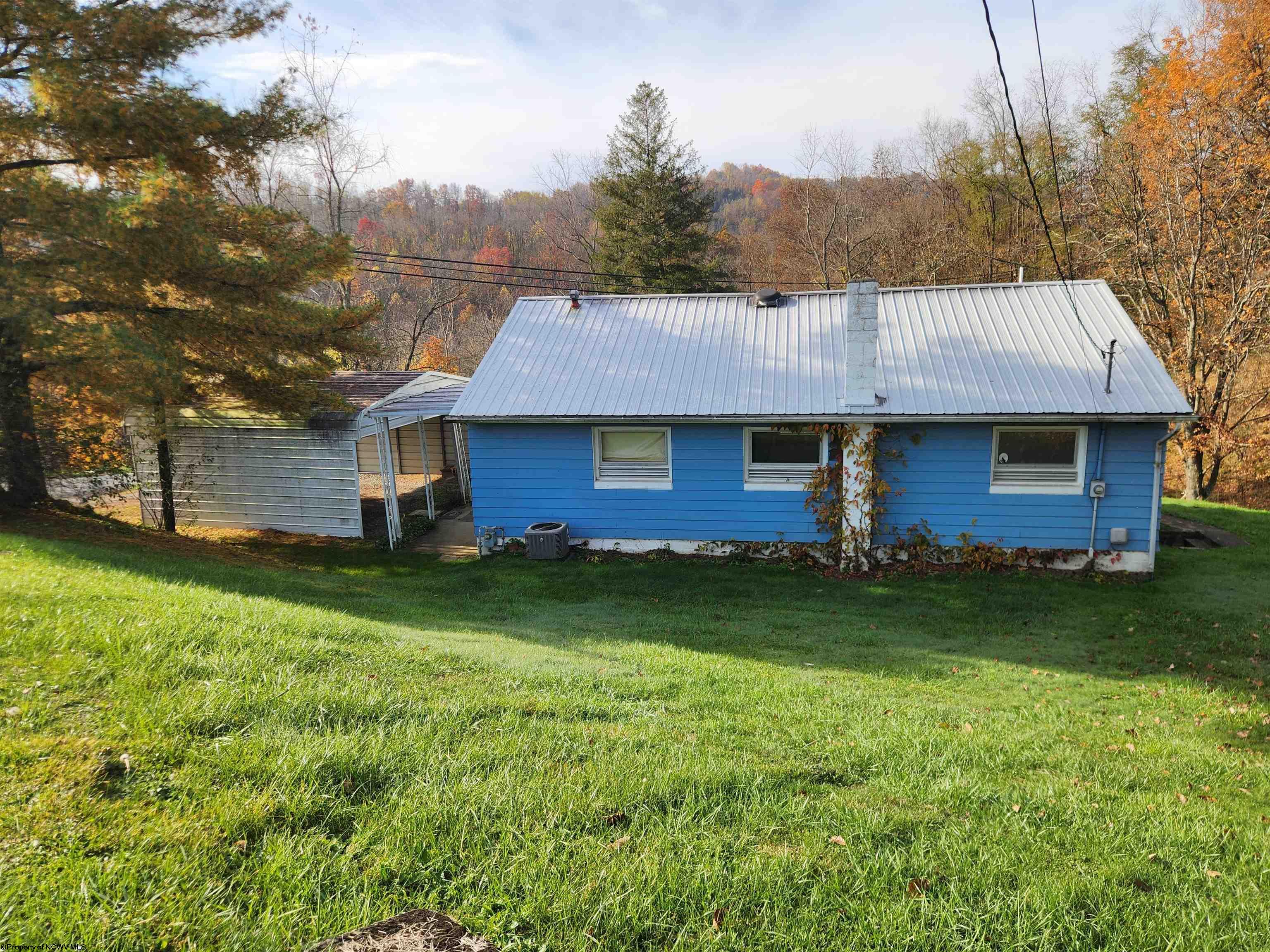 862 Chicken Farm Road Clarksburg WV 26301