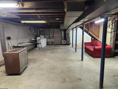 862 Chicken Farm Road Clarksburg WV 26301