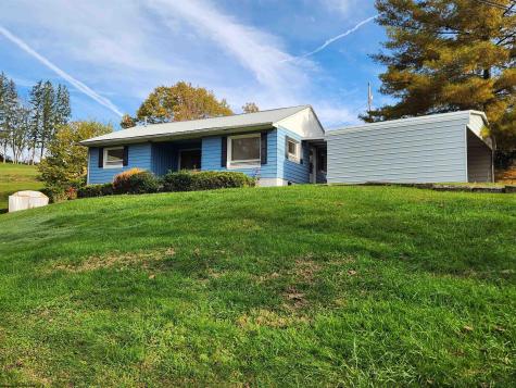 862 Chicken Farm Road Clarksburg WV 26301