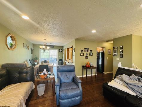 1322 Lincoln Way Fairmont WV 26554