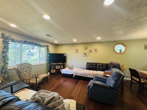 1322 Lincoln Way Fairmont WV 26554