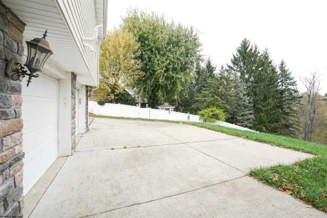 264 Lynn Drive Moundsville WV 26041