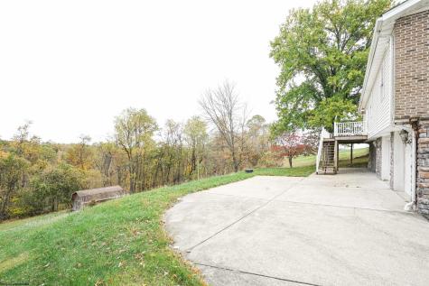 264 Lynn Drive Moundsville WV 26041