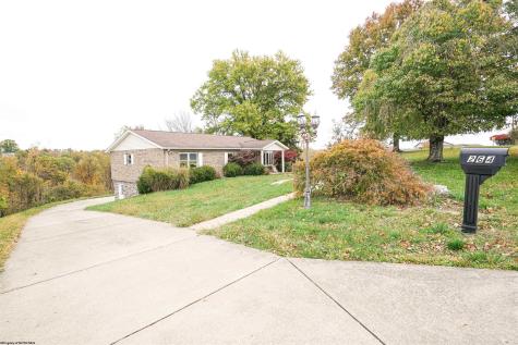 264 Lynn Drive Moundsville WV 26041