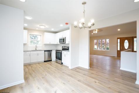 264 Lynn Drive Moundsville WV 26041