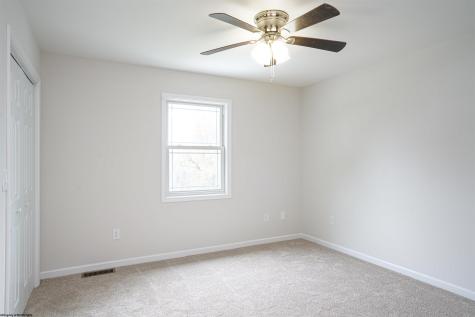 264 Lynn Drive Moundsville WV 26041