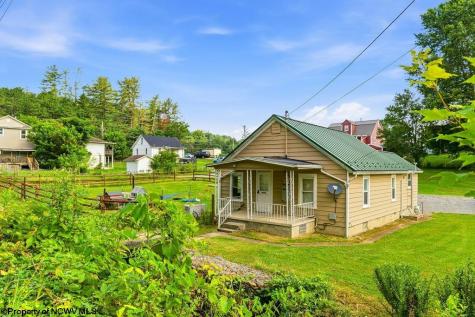3051 River Road Clarksburg WV 26301