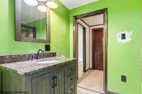 3051 River Road Clarksburg WV 26301