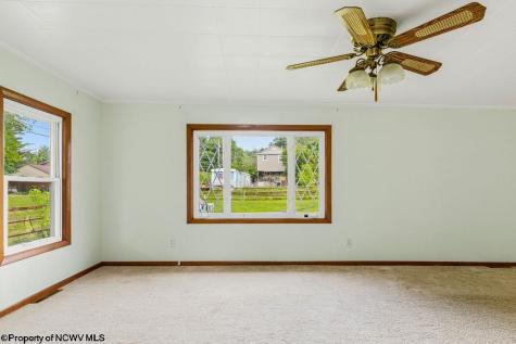 3051 River Road Clarksburg WV 26301