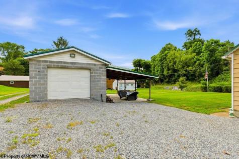 3051 River Road Clarksburg WV 26301