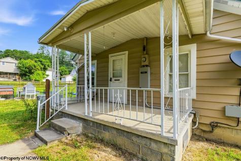3051 River Road Clarksburg WV 26301