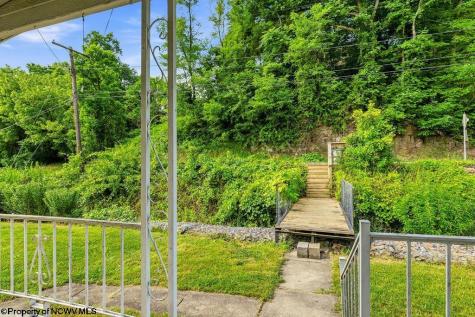 3051 River Road Clarksburg WV 26301