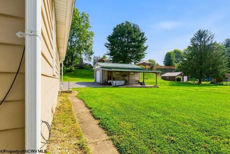 3051 River Road Clarksburg WV 26301