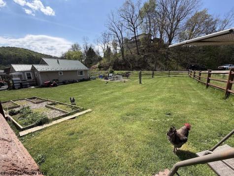 3051 River Road Clarksburg WV 26301