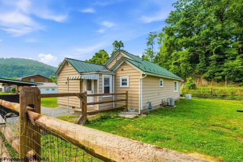 3051 River Road Clarksburg WV 26301