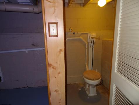 404 Crowl Street Westover WV 26501