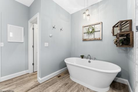 103 Saddle Ridge Road Morgantown WV 26508
