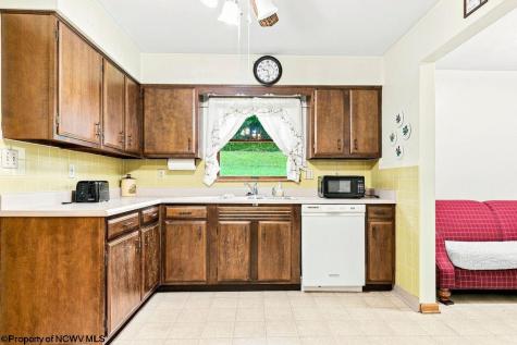 121 Grant Street Clarksburg WV 26301