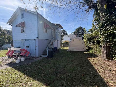 115 Mcgary Avenue Weston WV 26452