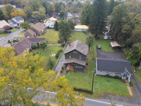 604 Country Club Road Fairmont WV 26554