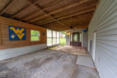 24 Dunn Cemetary Road Morgantown WV 26508