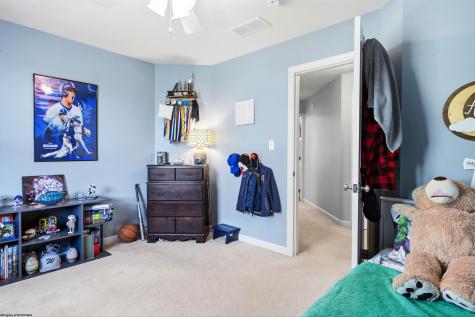 525 Quail Landing Way Morgantown WV 26508
