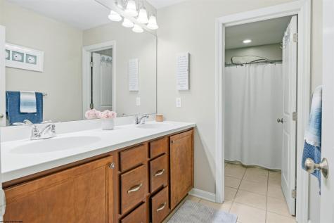 525 Quail Landing Way Morgantown WV 26508
