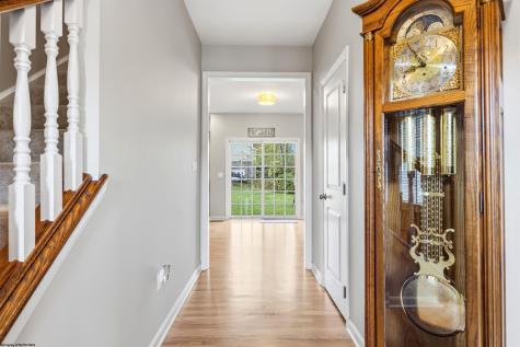 525 Quail Landing Way Morgantown WV 26508