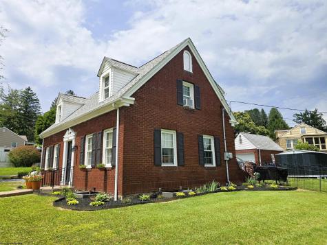 114 N Pike Street Grafton WV 26354