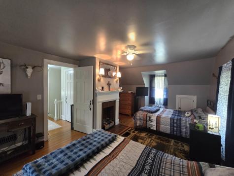 114 N Pike Street Grafton WV 26354