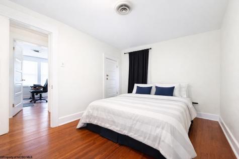 263 Overdale Street Morgantown WV 26501