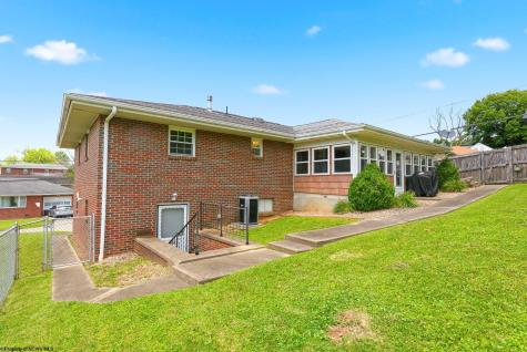 642 Pennsylvania Avenue Bridgeport WV 26330