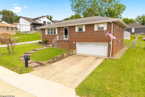 642 Pennsylvania Avenue Bridgeport WV 26330