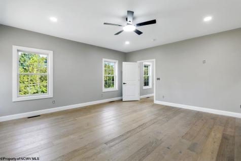 213 Greenview Drive Morgantown WV 26508