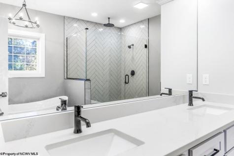 213 Greenview Drive Morgantown WV 26508