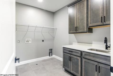 213 Greenview Drive Morgantown WV 26508