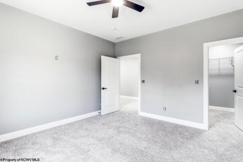 213 Greenview Drive Morgantown WV 26508