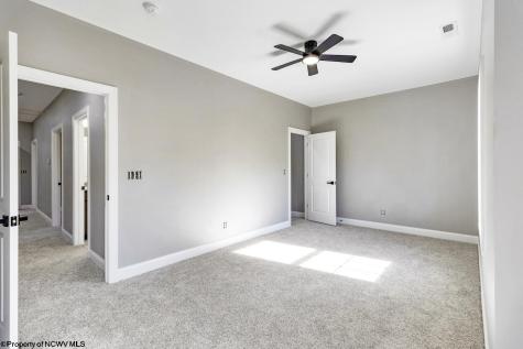 213 Greenview Drive Morgantown WV 26508