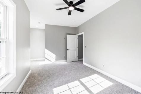 213 Greenview Drive Morgantown WV 26508