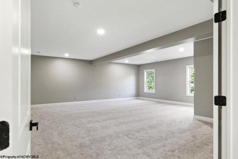 213 Greenview Drive Morgantown WV 26508