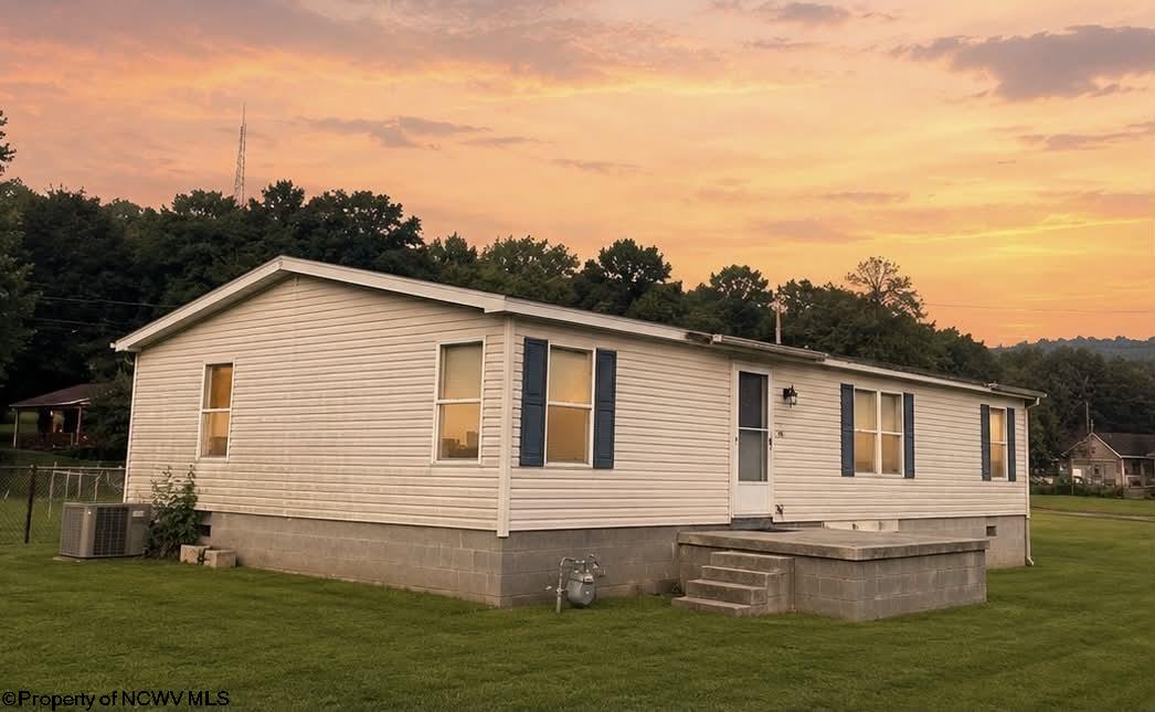 46 Wall Street Albright WV 26519